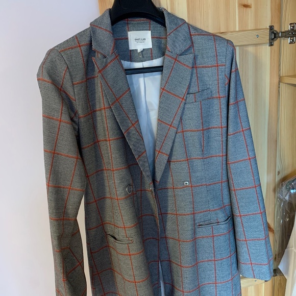 Blazer - Picture 1 of 5